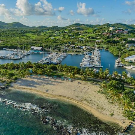 Tamarind Reef Resort Spa & Marina Christiansted Exterior photo