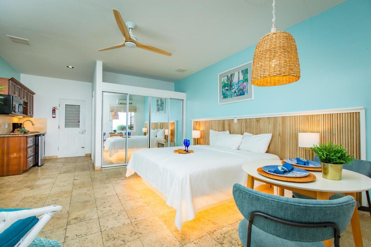 Tamarind Reef Resort Spa & Marina Christiansted Exterior photo