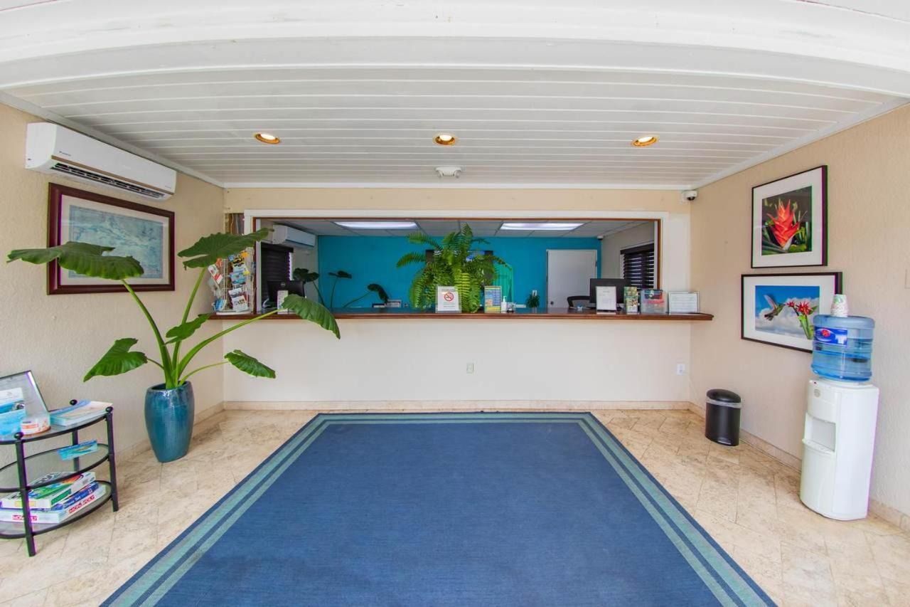 Tamarind Reef Resort Spa & Marina Christiansted Exterior photo