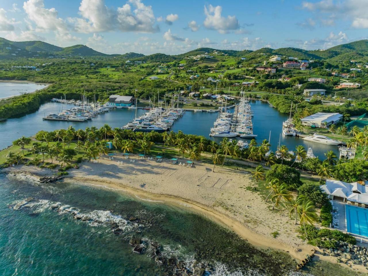 Tamarind Reef Resort Spa & Marina Christiansted Exterior photo