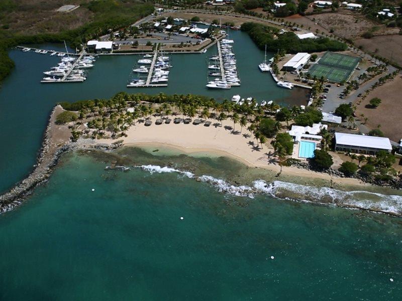 Tamarind Reef Resort Spa & Marina Christiansted Exterior photo